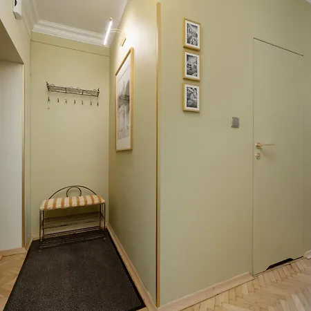 アパート Przestronne Blisko Starego Miasta By Renters ヴロツワフ
