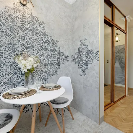 Appartement Przestronne Blisko Starego Miasta By Renters Wrocław