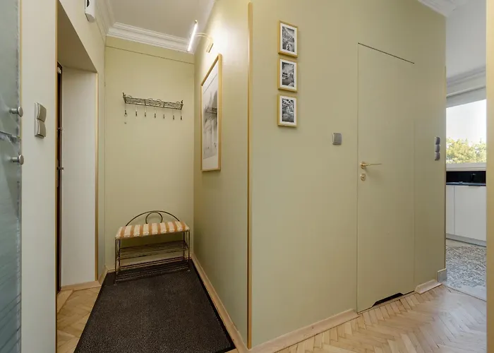 Apartment Przestronne Blisko Starego Miasta By Renters Wroclaw